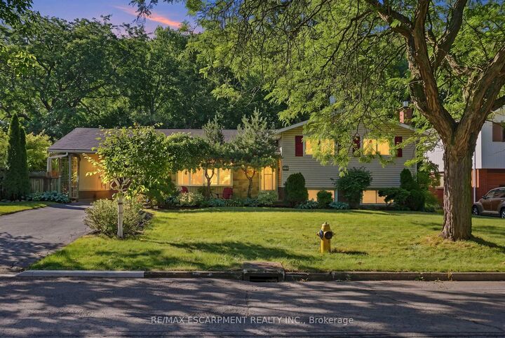 Property Photo:  31 Valerie Drive  ON L2T 3G3 