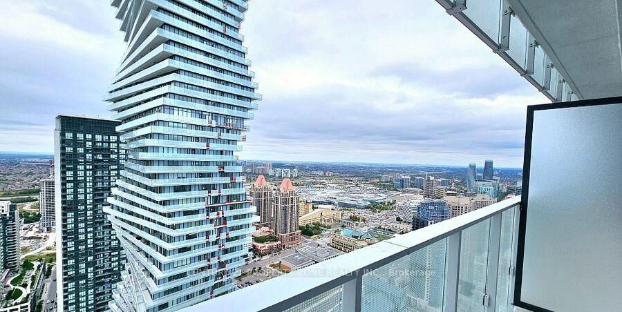 Property Photo:  3883 Quartz Road 4512  ON L5B 0M4 
