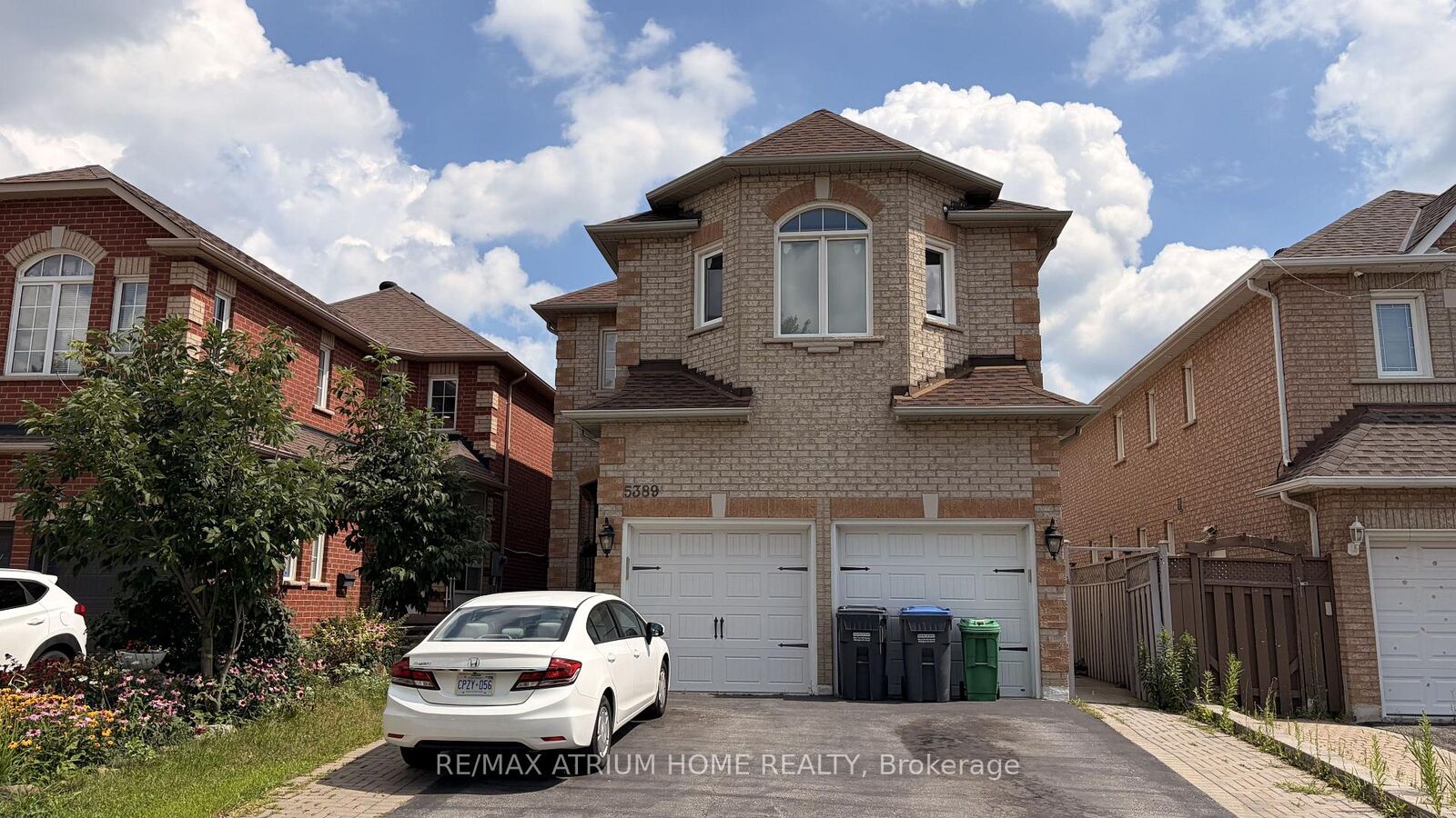 Property Photo: 5389 Wilderness Trail Main ON L4Z 4A8