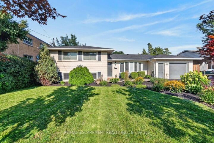Property Photo:  4387 Jackson Street  ON L3J 0N9 
