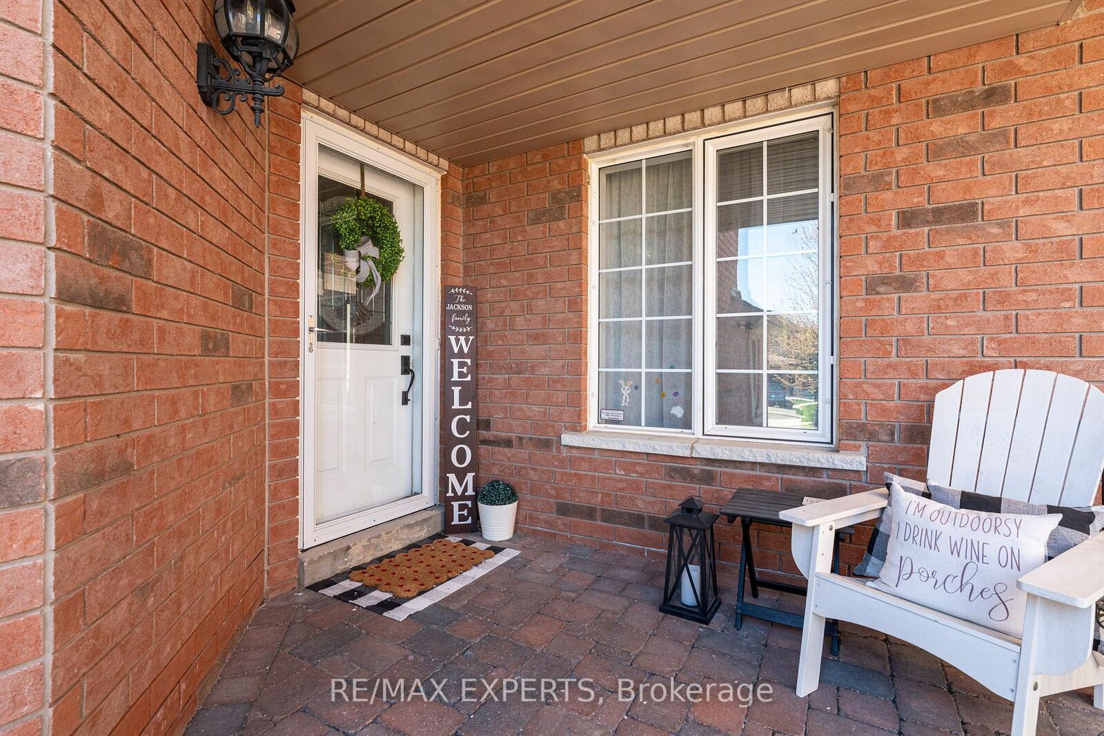 Property Photo: 28 Crestridge Drive ON L7E 2T7