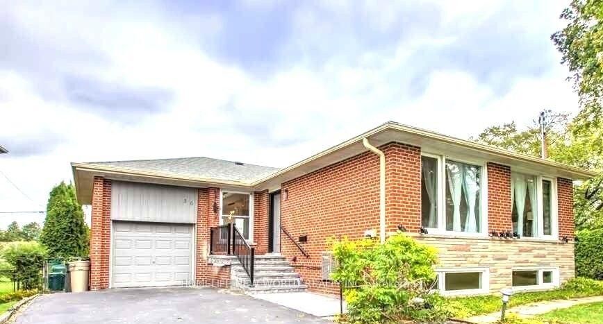 Property Photo:  36 Silverview Drive Basement A  ON M2M 2B3 
