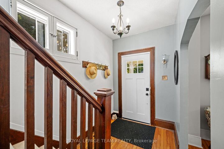 Property Photo: 6215 Abbott Street W ON K2S 0B4