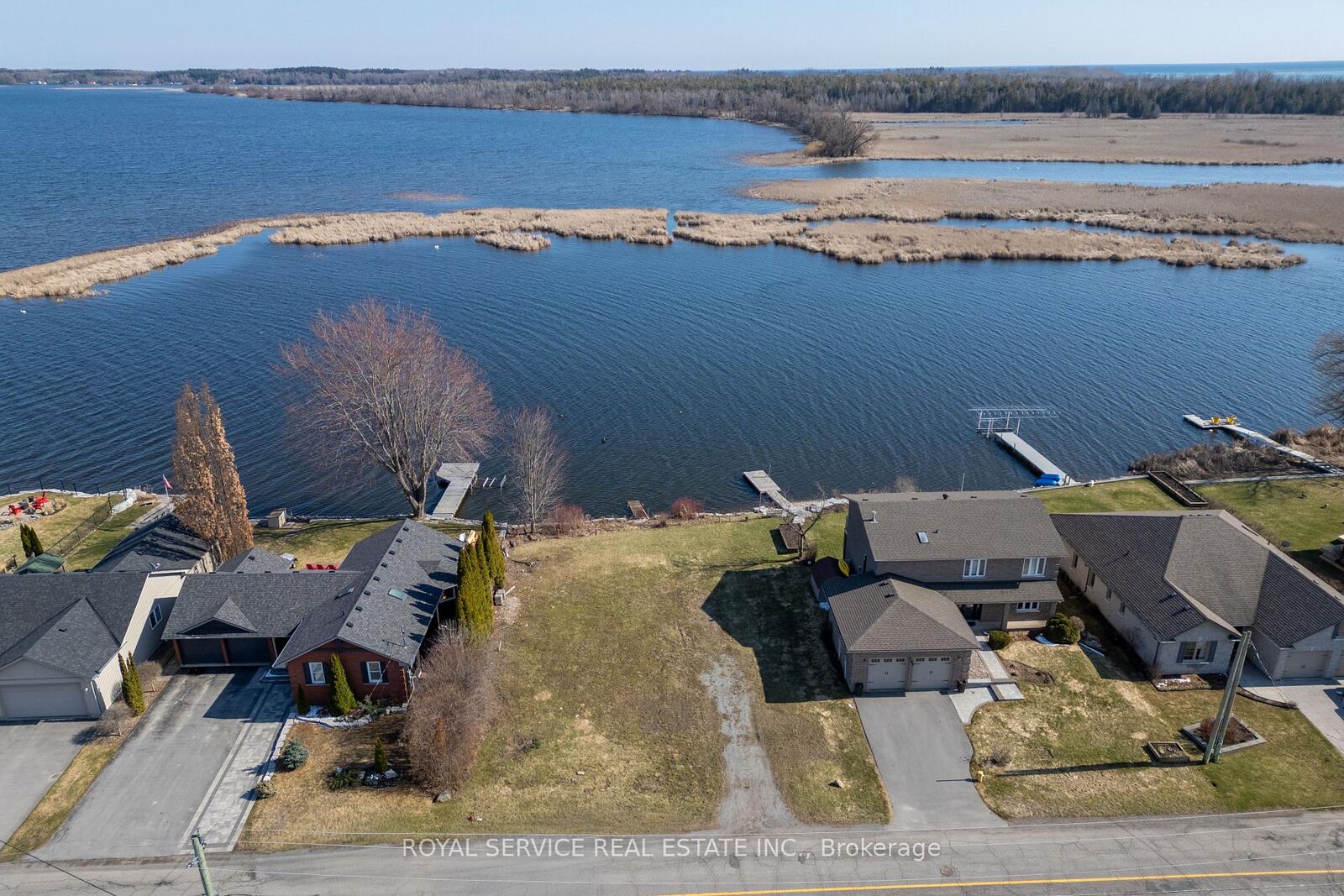 Property Photo:  181 Harbour Street  ON K0K 1H0 