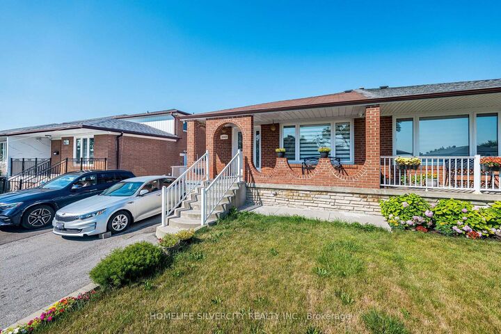 Property Photo: 3669 Corliss Crescent ON L4T 2Z2