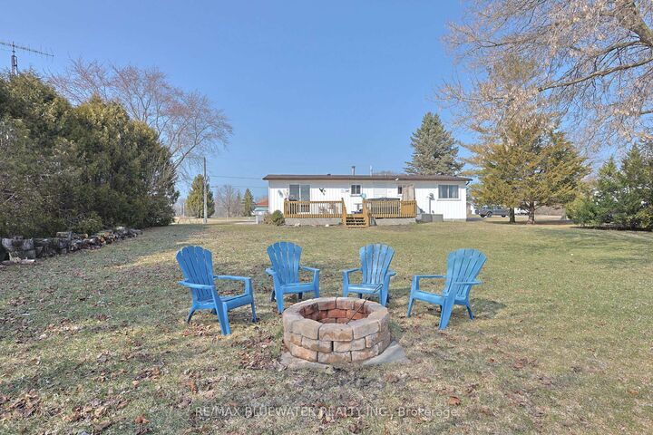 Property Photo: 9897 Eric Street ON N0M 2N0