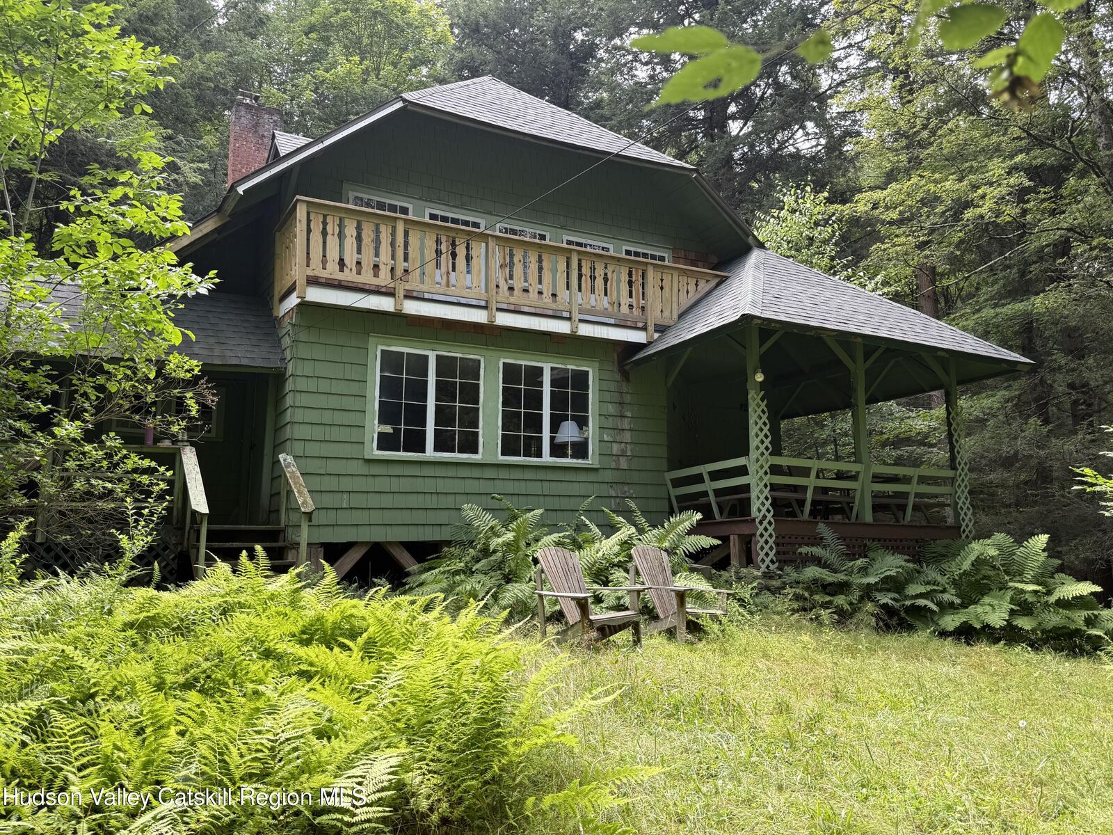Property Photo:  185 Colony  NY 12406 