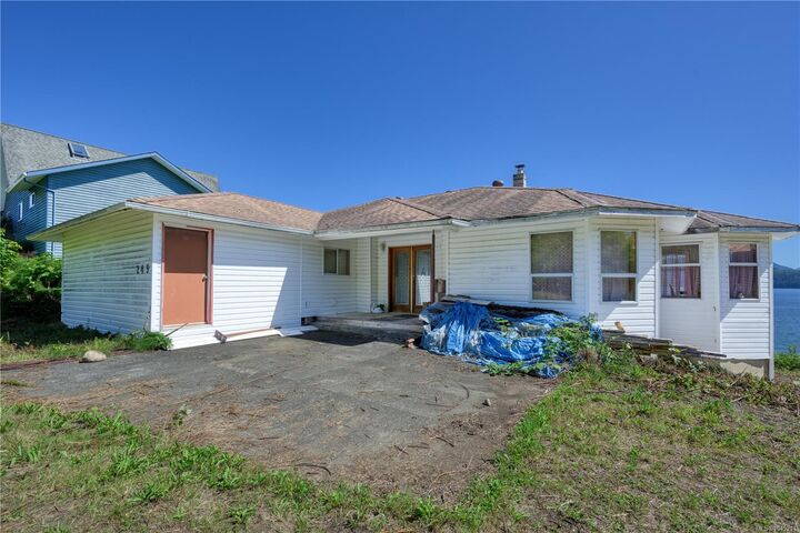 Property Photo: 249 Harbour Rd BC V0N 1K0