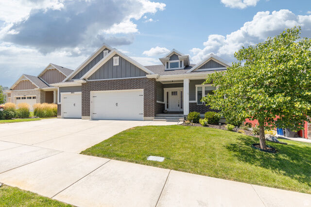 Property Photo: 8045 S Sunshine Ct UT 84405