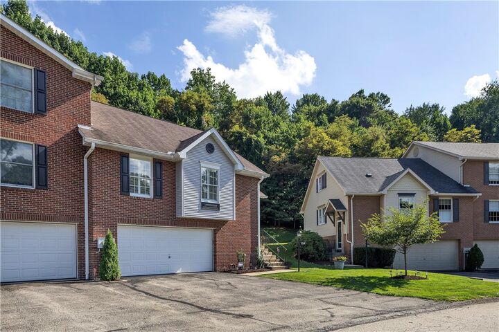 Property Photo: 704 Cherry Blossom Ct PA 15626