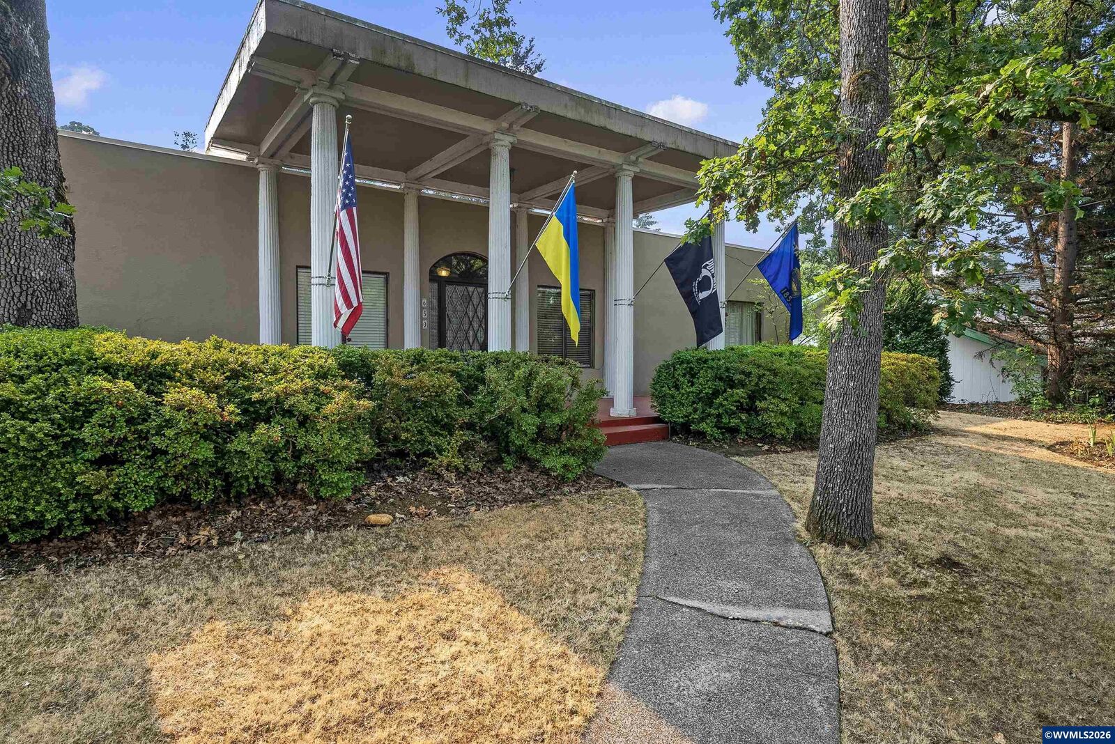 Property Photo: 650 Liberty St SE OR 97301