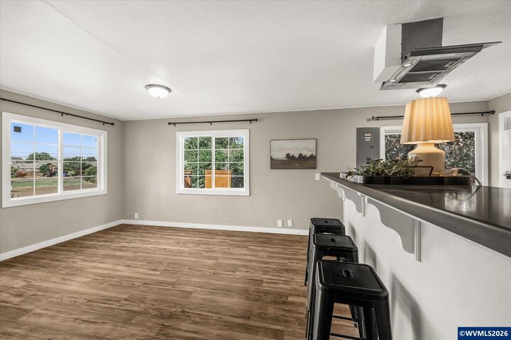 Property Photo: 1104 Caleb St OR 97325