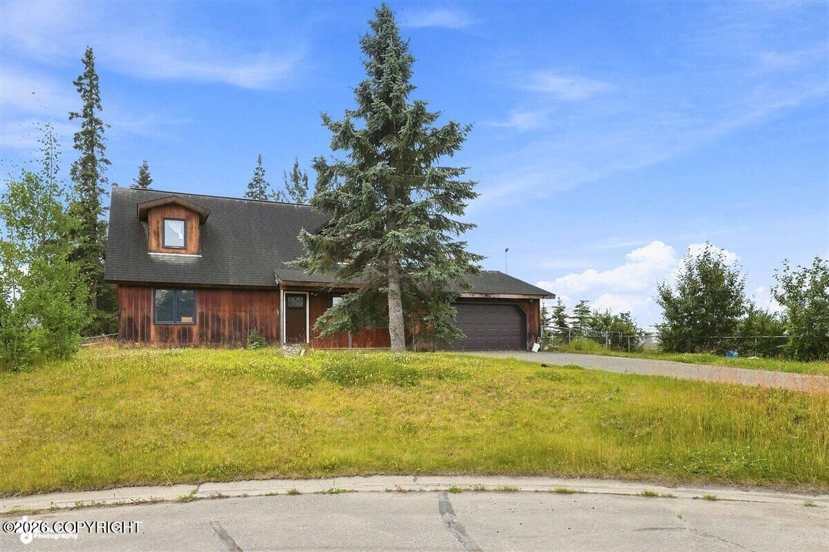 Property Photo: 397 W Arlington Avenue AK 99669