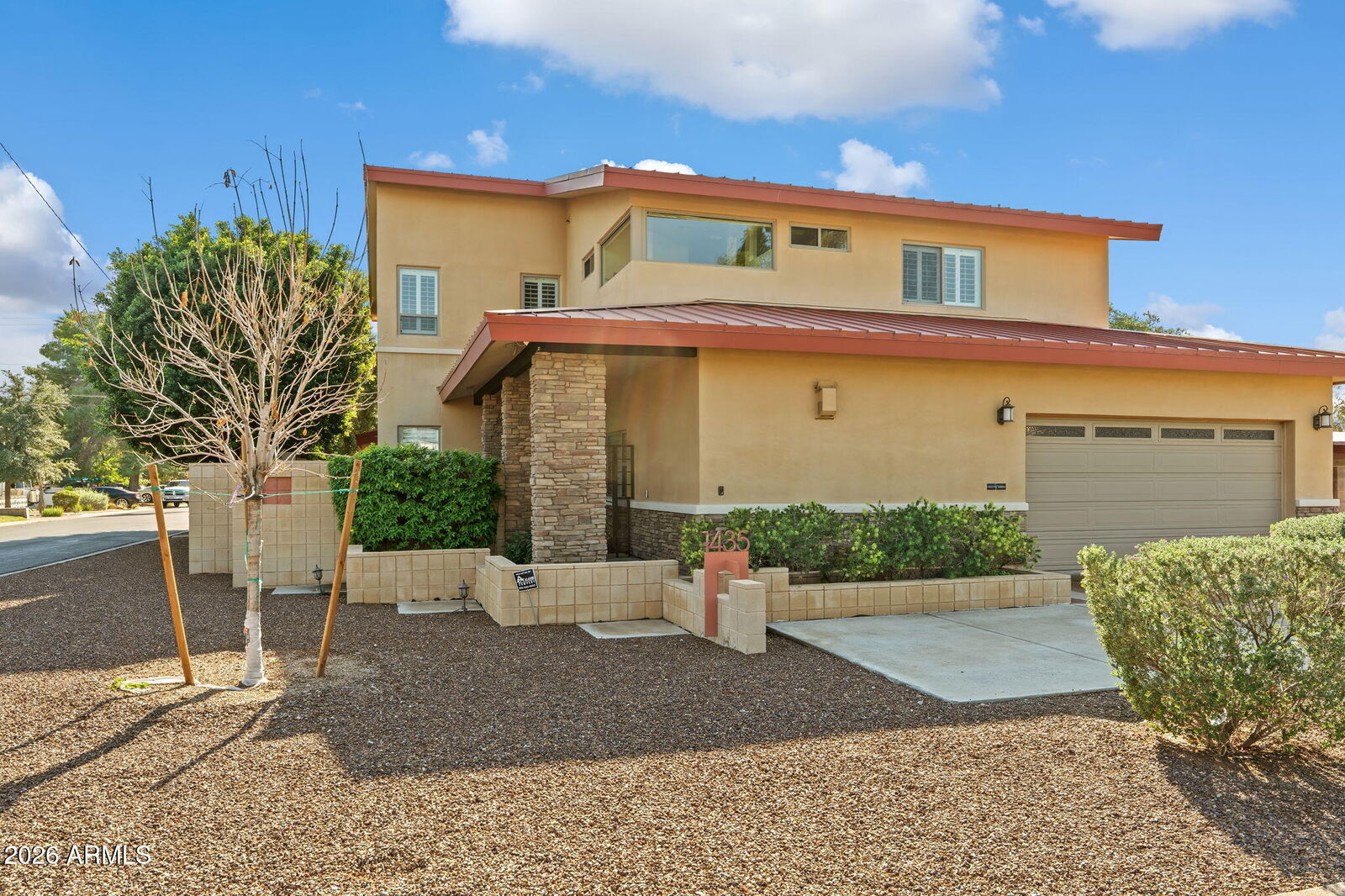 Property Photo:  1435 E Rancho Drive  AZ 85014 