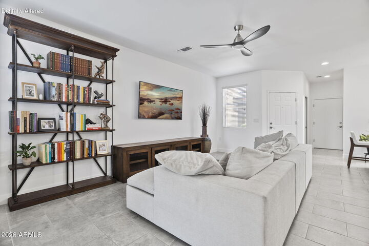 Property Photo:  3221 N 37th Street 18  AZ 85018 