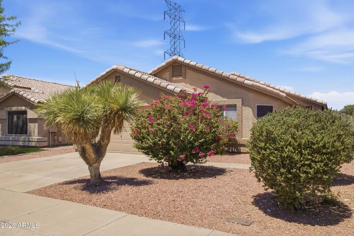 Property Photo:  3626 W Saguaro Park Lane  AZ 85310 