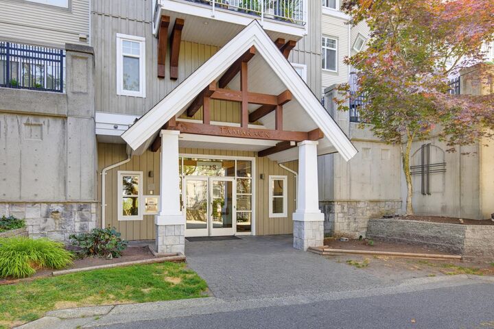 Property Photo:  1428 Parkway Boulevard 408  BC V3E 3L8 