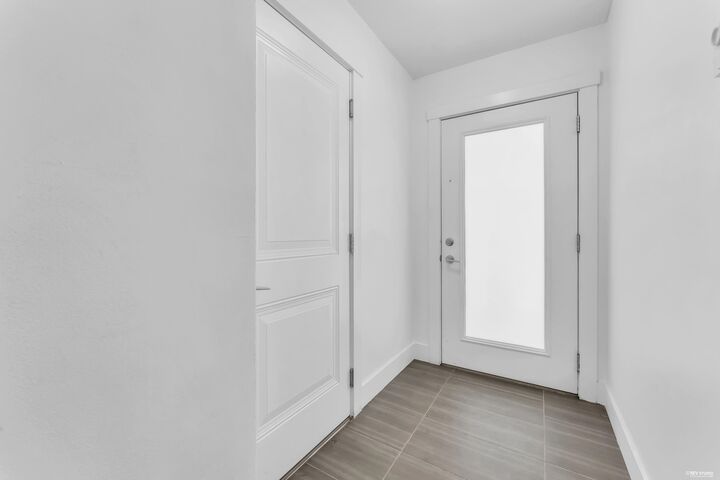 Property Photo: 9989 E Barnston Drive 11 BC V4N 6N3