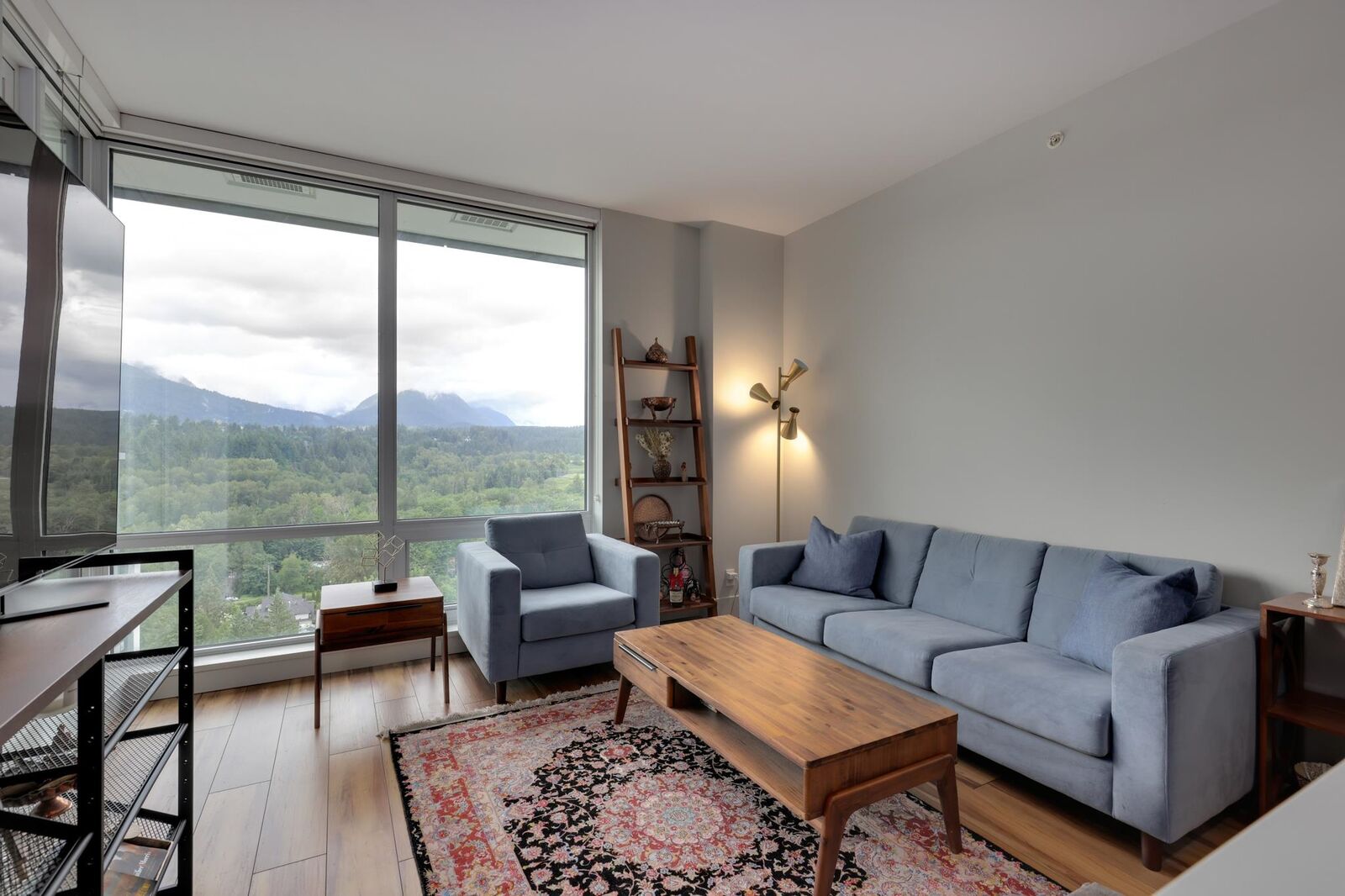 Property Photo: 680 Seylynn Crescent 2601 BC V7J 0B5