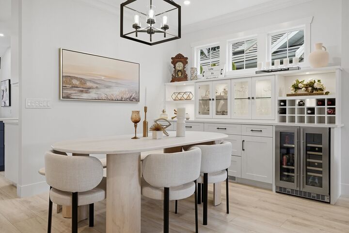 Property Photo: 18088 8 Avenue 5 BC V3Z 9T6