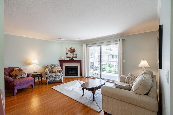 Property Photo: 32615 Murray Avenue 12 BC V2T 4T8