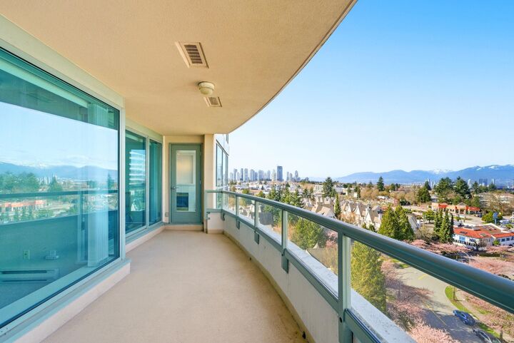 6622 Southoaks Crescent 1003 — photo 1