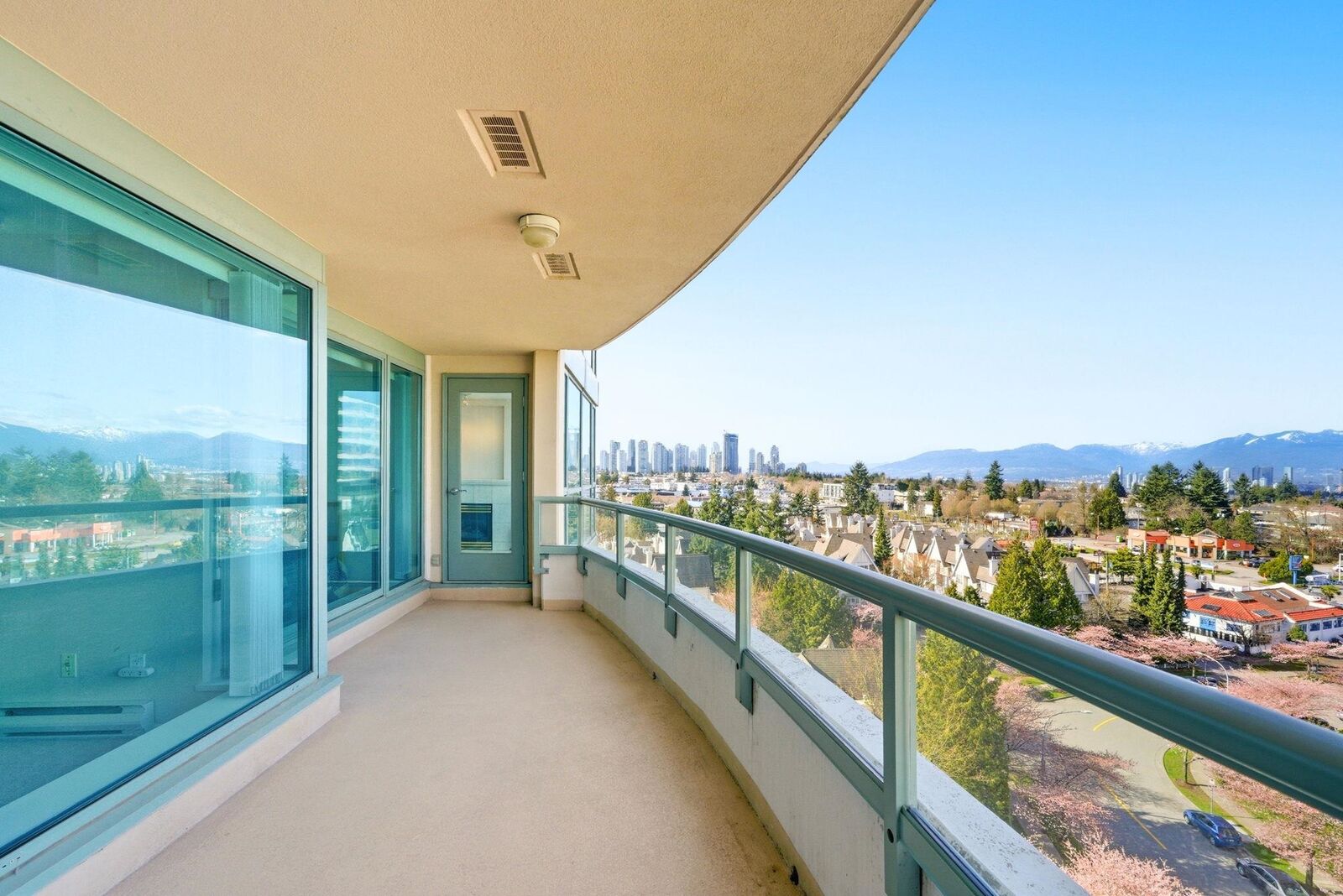 Property Photo: 6622 Southoaks Crescent 1003 BC V5E 4K2