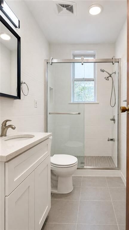 Property Photo:  36 Bay 35th Street 2  NY 11214 