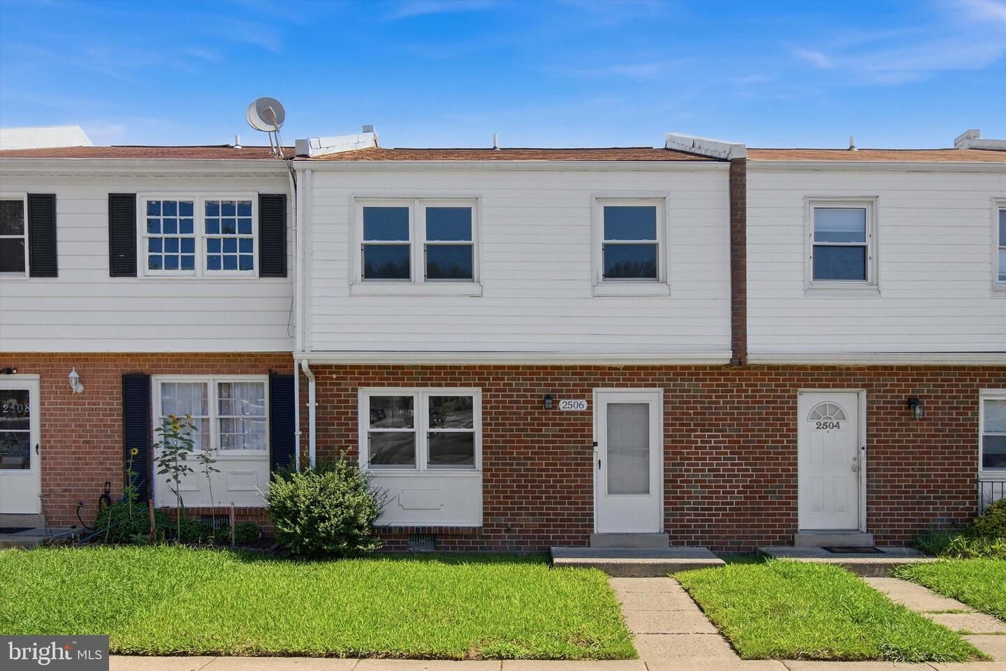 Property Photo: 2506 Sedgewick Place VA 22026