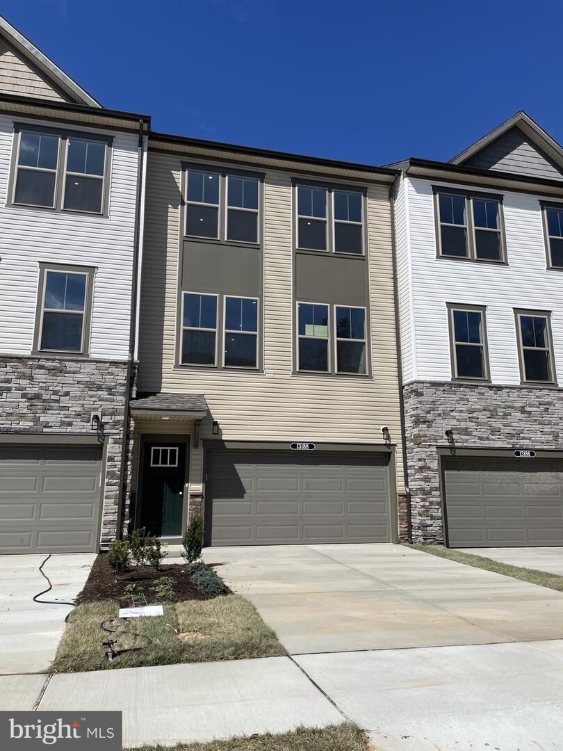 Property Photo:  13188 Nixon Lane  VA 22193 