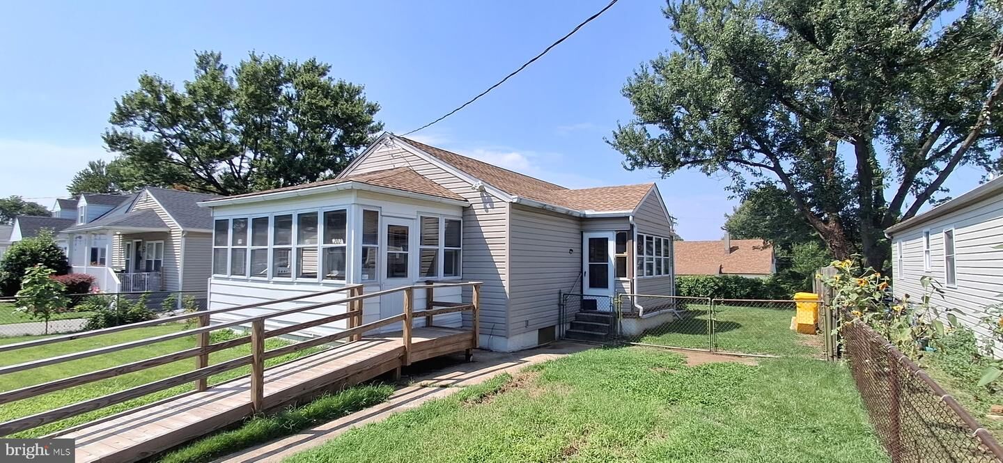 Property Photo:  202 Cross Street  MD 21225 