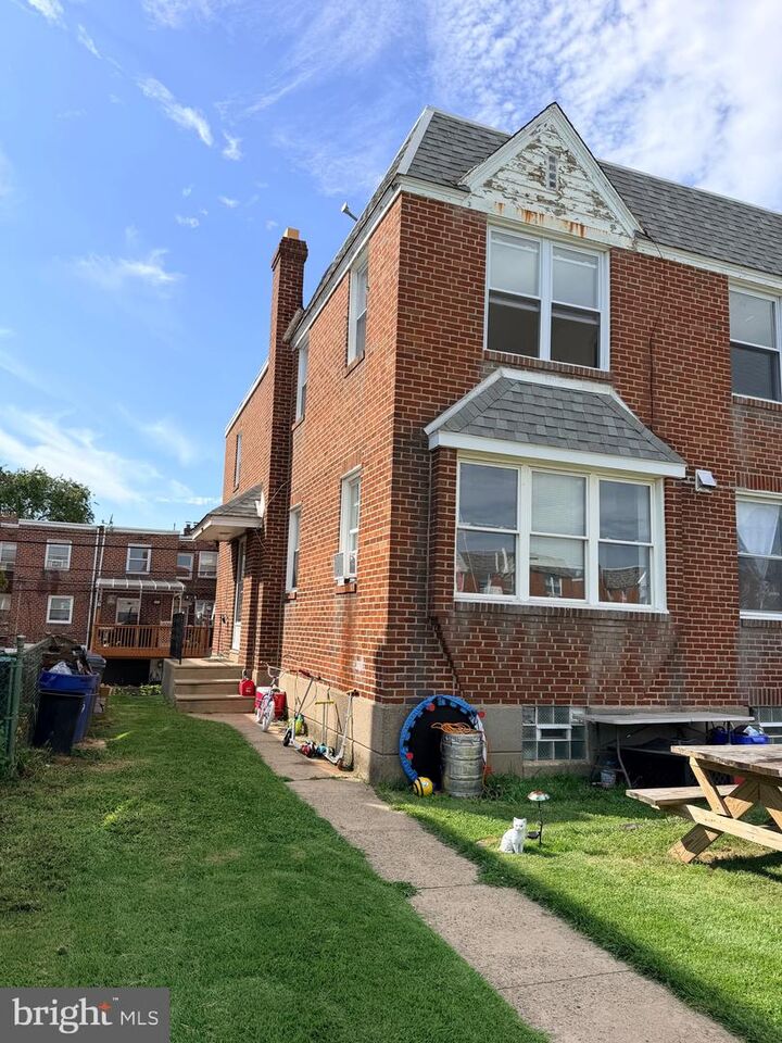 Property Photo: 7212 Barnard Street PA 19149