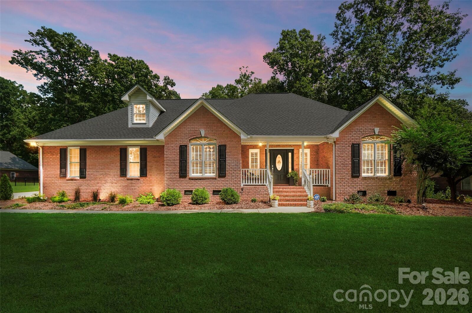 Property Photo:  7627 Maple Bluff Lane  NC 28025 