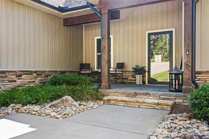 Property Photo:  3931 Reid Circle  NC 28673 