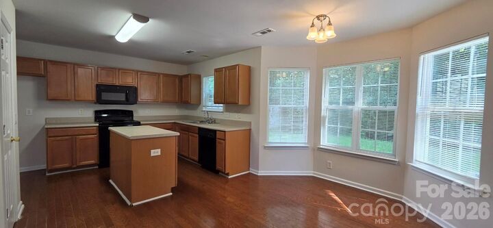 Property Photo:  5708 Twin Brook Drive  NC 28269 