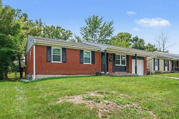 Property Photo:  2065 Sevenhills Drive  OH 45240 