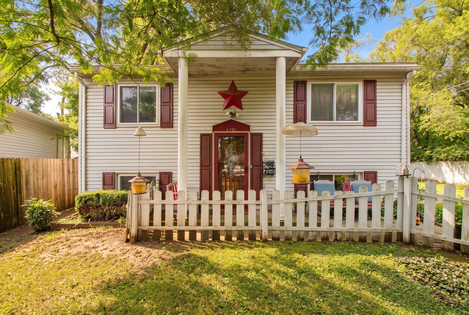 Property Photo:  3701 S Ohio Avenue  OH 43207 