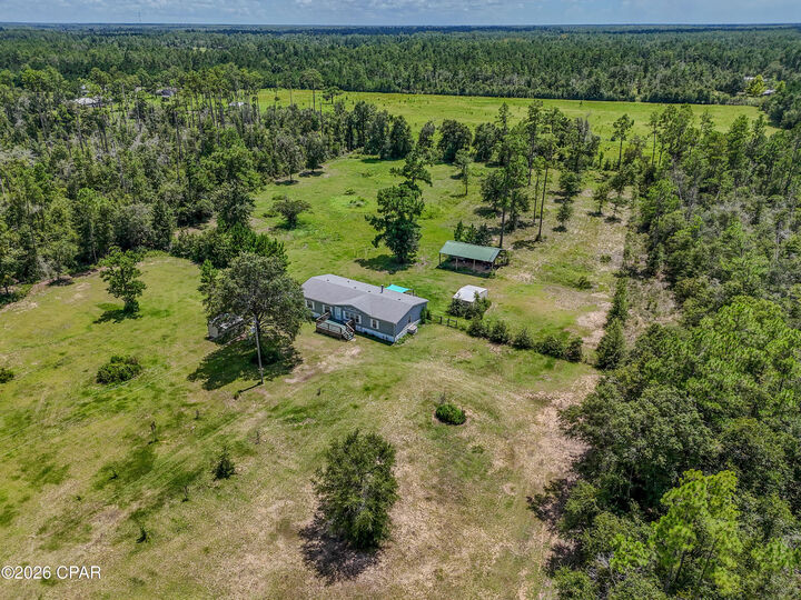 Property Photo: 11612 Owenwood Road FL 32438