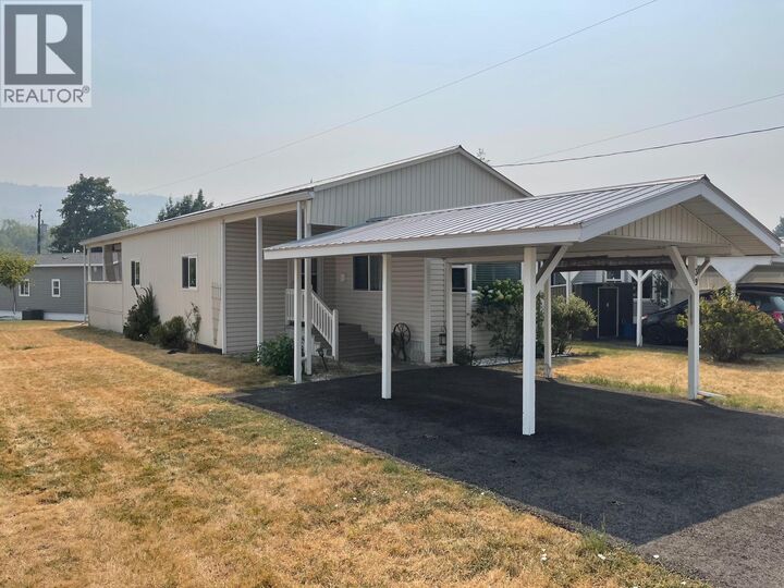 Property Photo: 5484 25 Avenue 39 BC V1T 7A8
