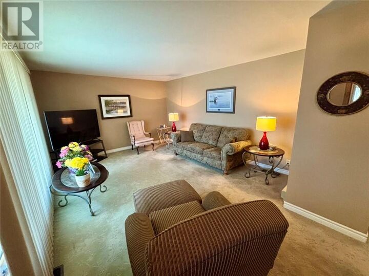 Property Photo:  868 Westmount Avenue  ON P3A 1C4 