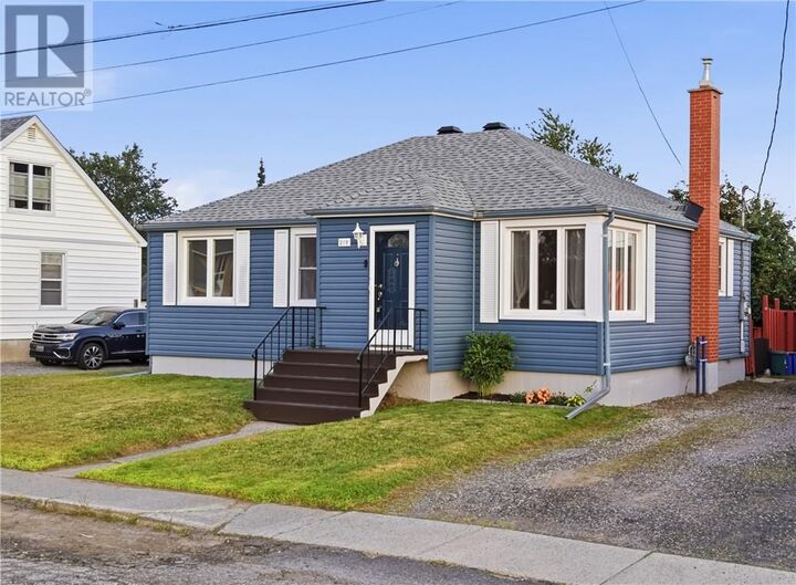 Property Photo: 219 Fifth Ave ON P3Y 1M4