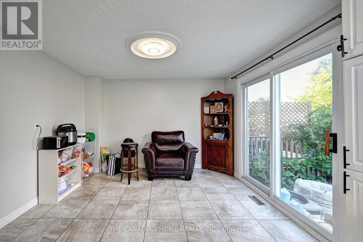 Property Photo:  489 Strasburg Road  ON N2E 1P1 