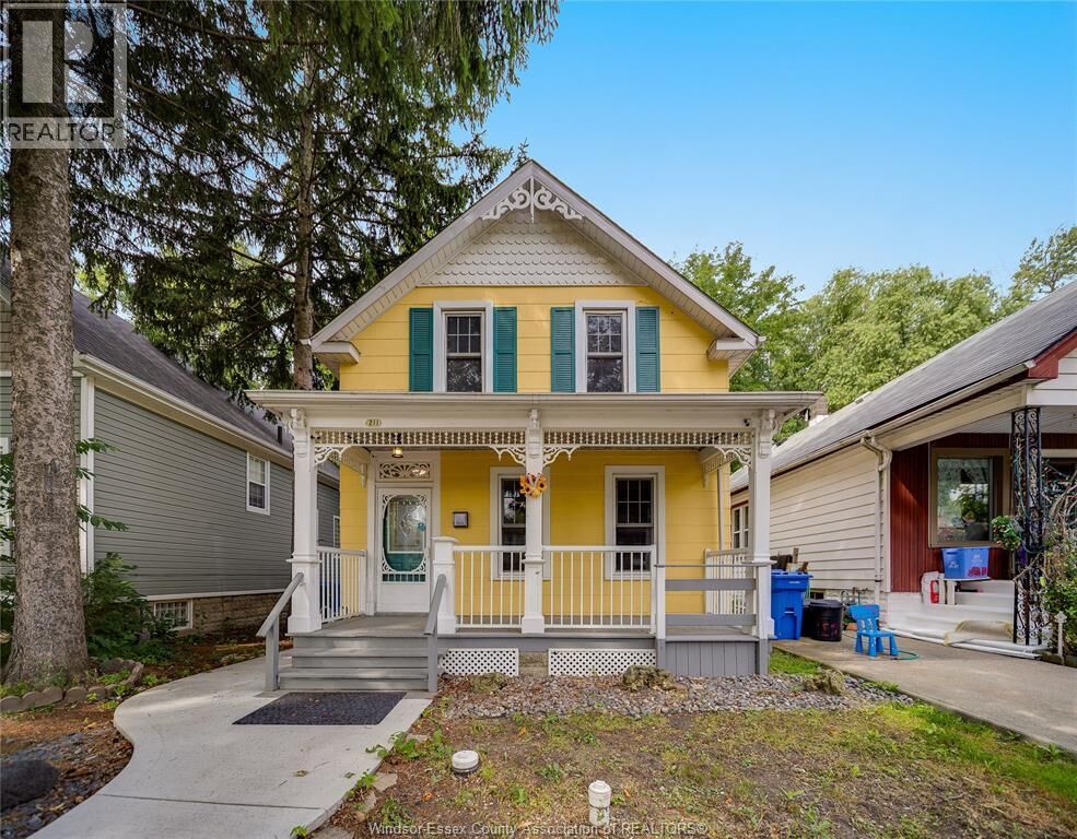 Property Photo:  211 Cameron  ON N9B 1Y5 