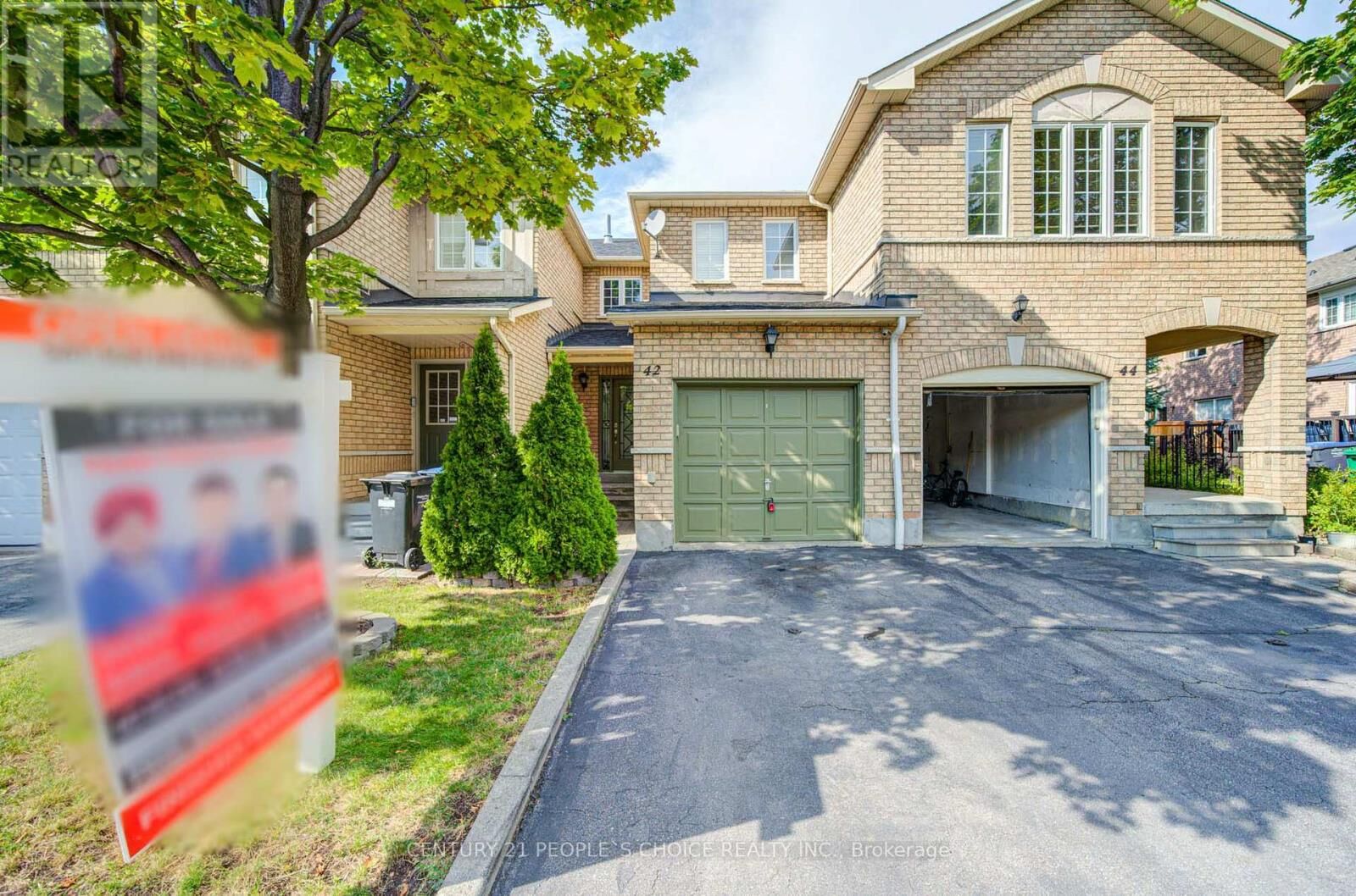 Property Photo:  7115 Rexwood Road 42  ON L4T 4L4 