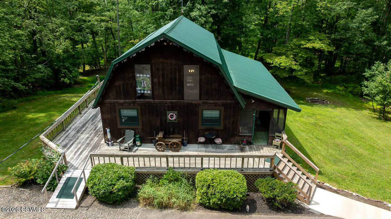 Property Photo: 680 Switze Road PA 18635