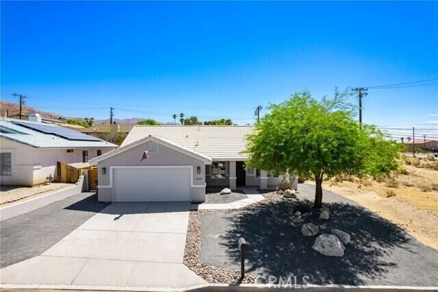 Property Photo: 12920 Maui Way CA 92240