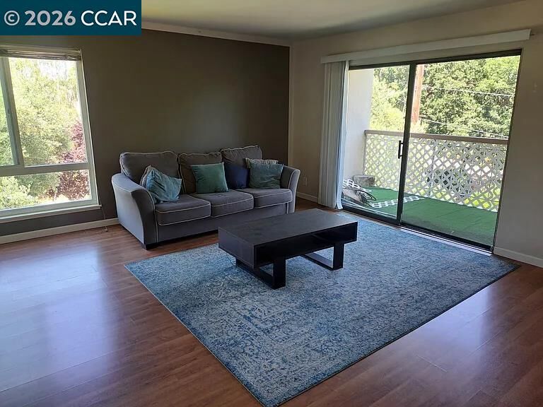 Property Photo:  450 N Civic Dr 306  CA 94596 