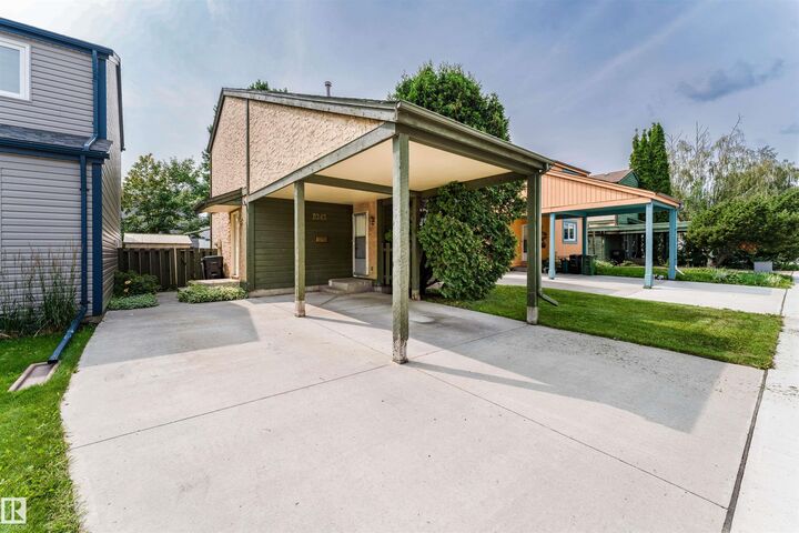 Property Photo:  9245 54 Street NW  AB T6B 2L3 