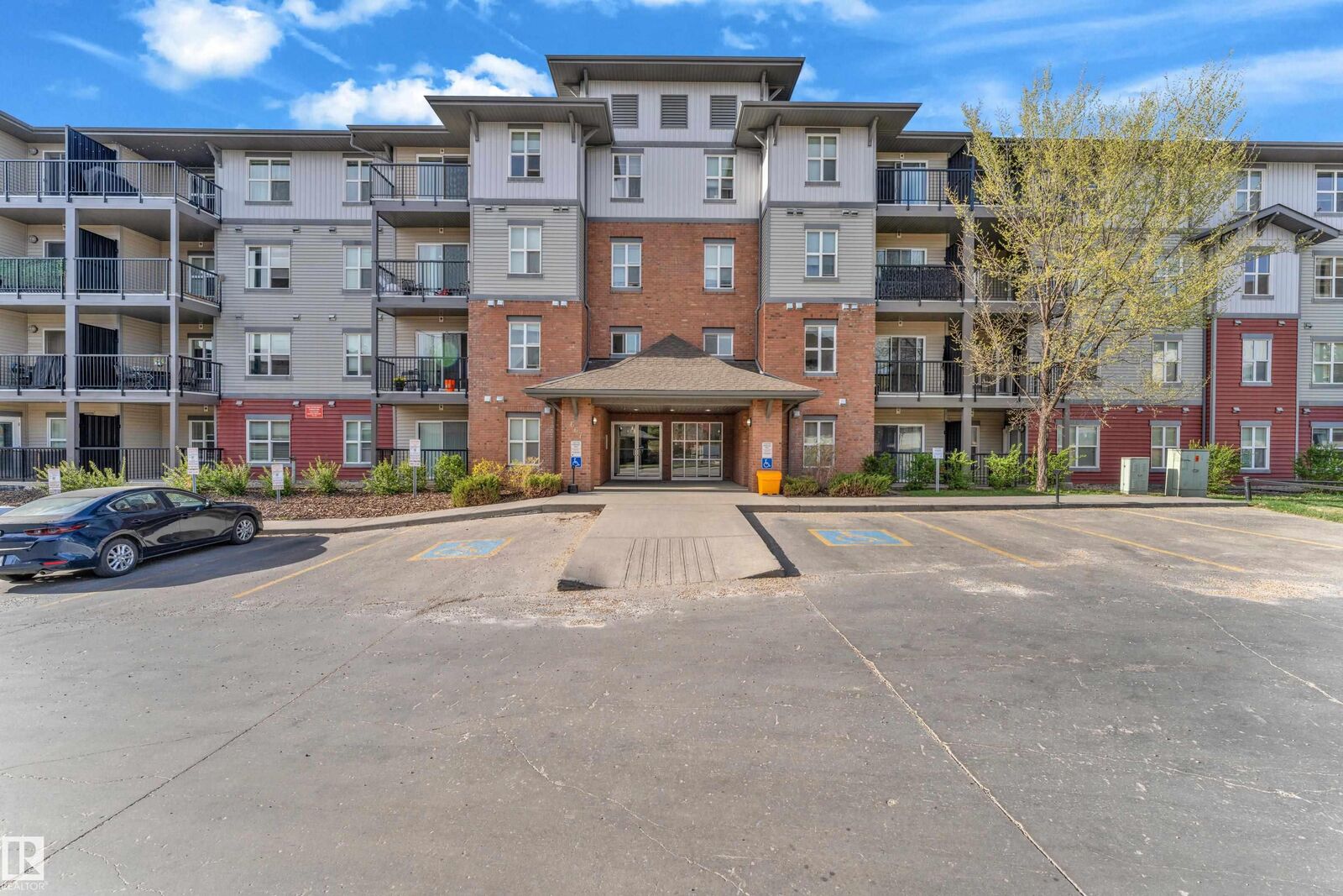 Property Photo: 667 Watt Boulevard SW 217 AB T6X 0Y2