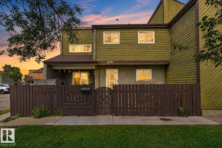 8031 27 Avenue NW — photo 1